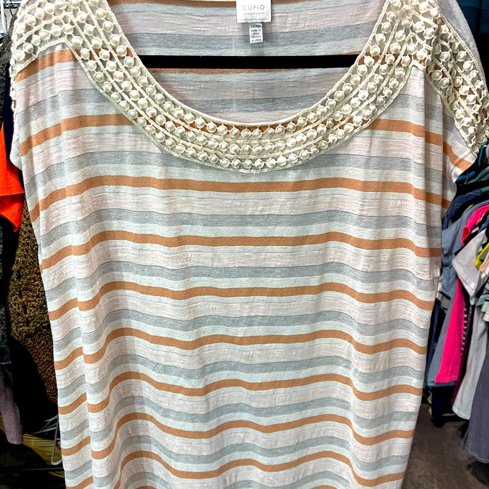 Striped Sprakle Top Lace Trim.